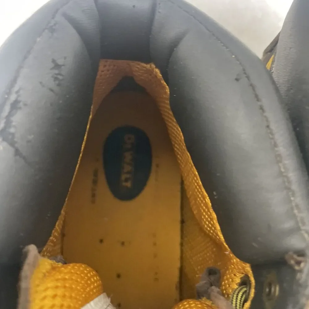 Dewalt these skate